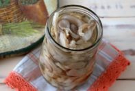 Маринованные вешенки